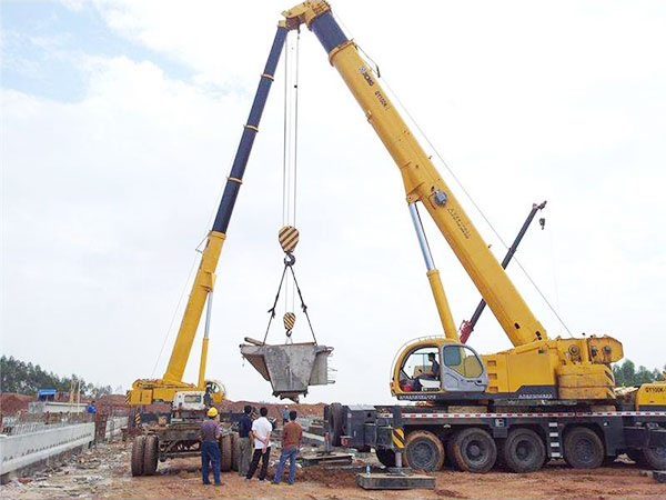 如何購(gòu)買(mǎi)一臺(tái)好的隨車(chē)吊？購(gòu)買(mǎi)隨車(chē)吊注意事項(xiàng)